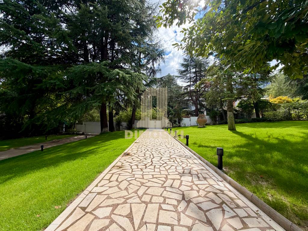 Водно | Ексклузивна Резиденција за Издавање – 300м²