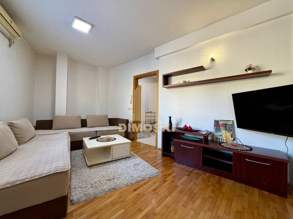 Центар - Корчагин | Трособен Стан | 66м²