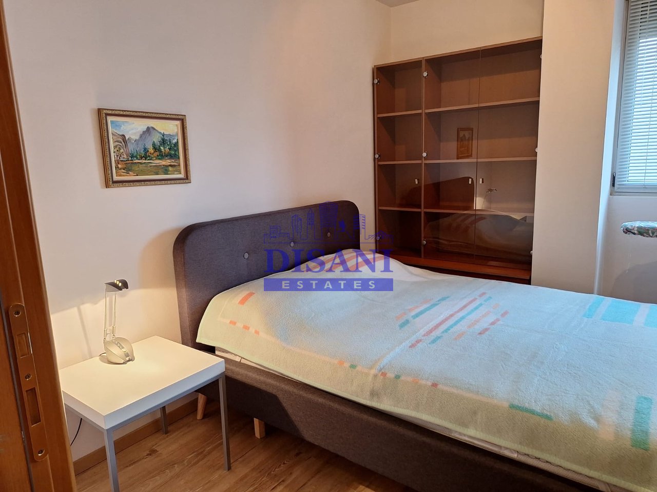 APARTAMENT 2+1+2 PER QIRA NE BLLOK!
