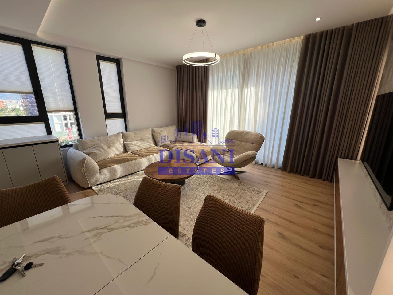 APPARTAMENTO MODERNO 2+1 CON POSTO AUTO IN AFFITTO AL BULEVARDI RI!