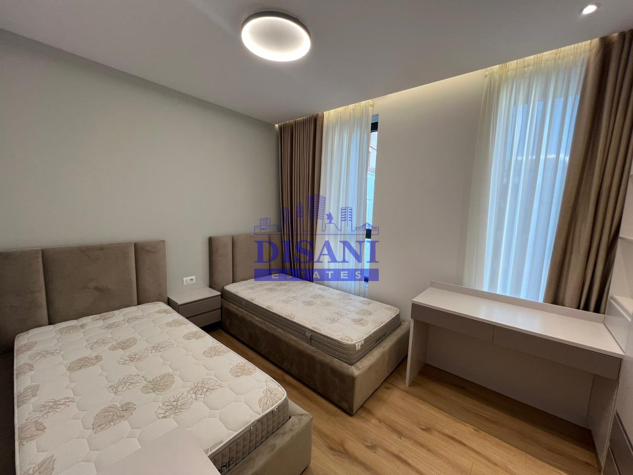 APPARTAMENTO MODERNO 2+1 CON POSTO AUTO IN AFFITTO AL BULEVARDI RI!