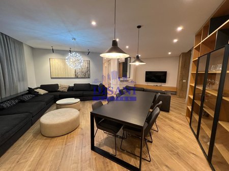 JEPET ME QIRA APARTAMENT 2+1 TEK STADIUMI DINAMO!