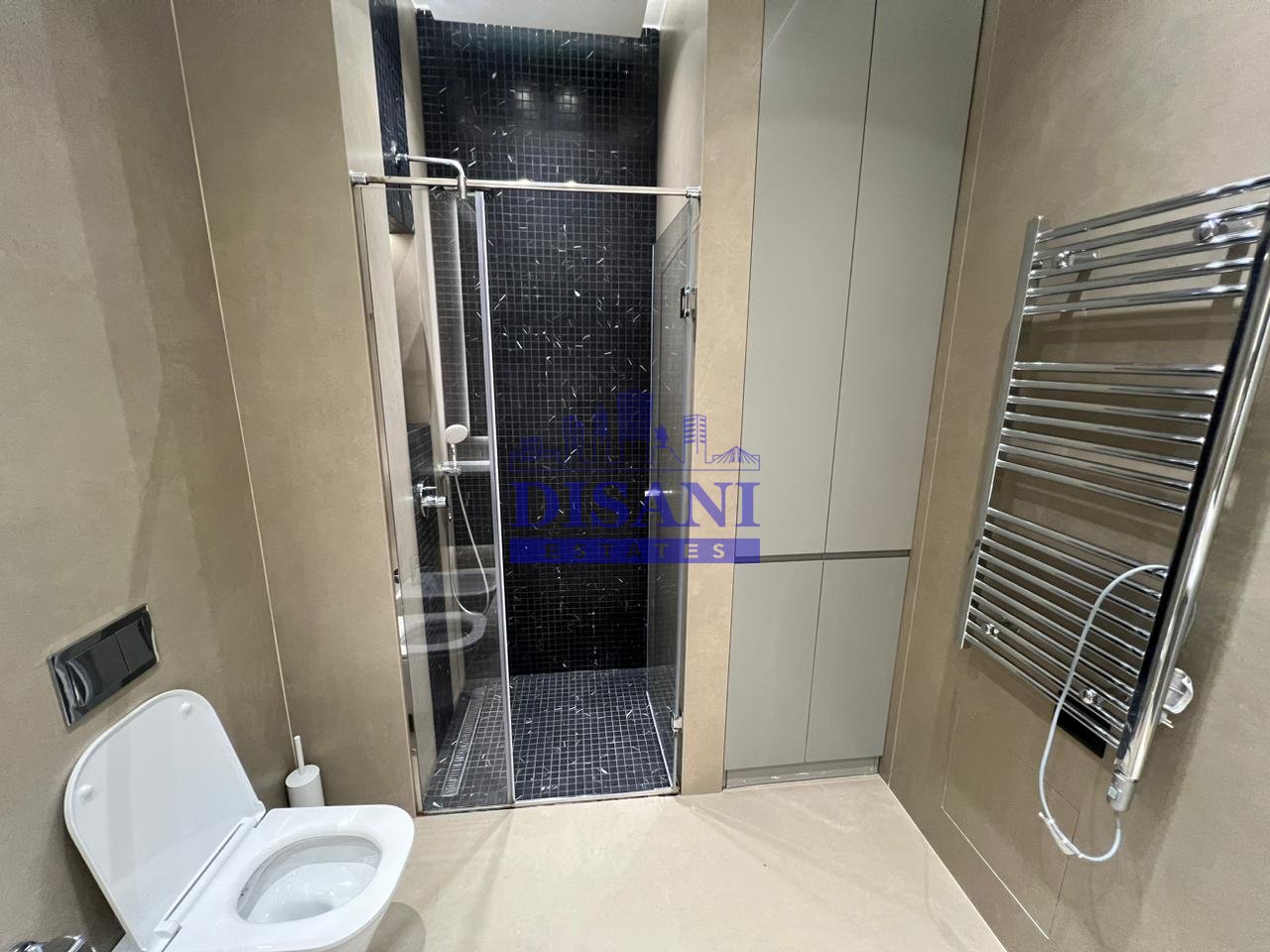 APPARTAMENTO 1+1 CON POSTO AUTO IN AFFITTO IN PIAZZA 21, VIA KAVAJES!