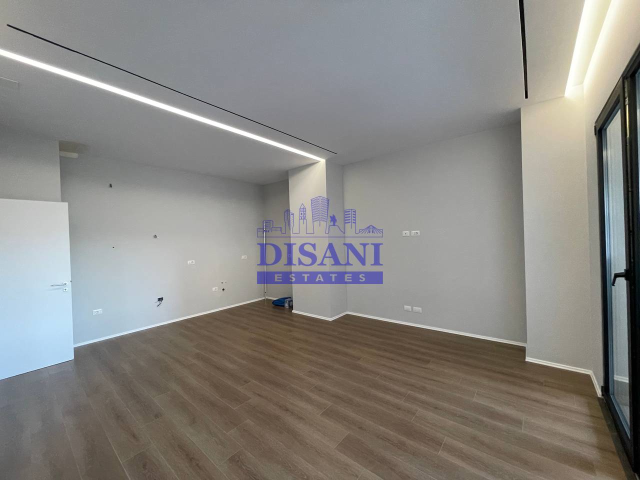 UFFICIO IN AFFITTO A VASIL SHANTO!