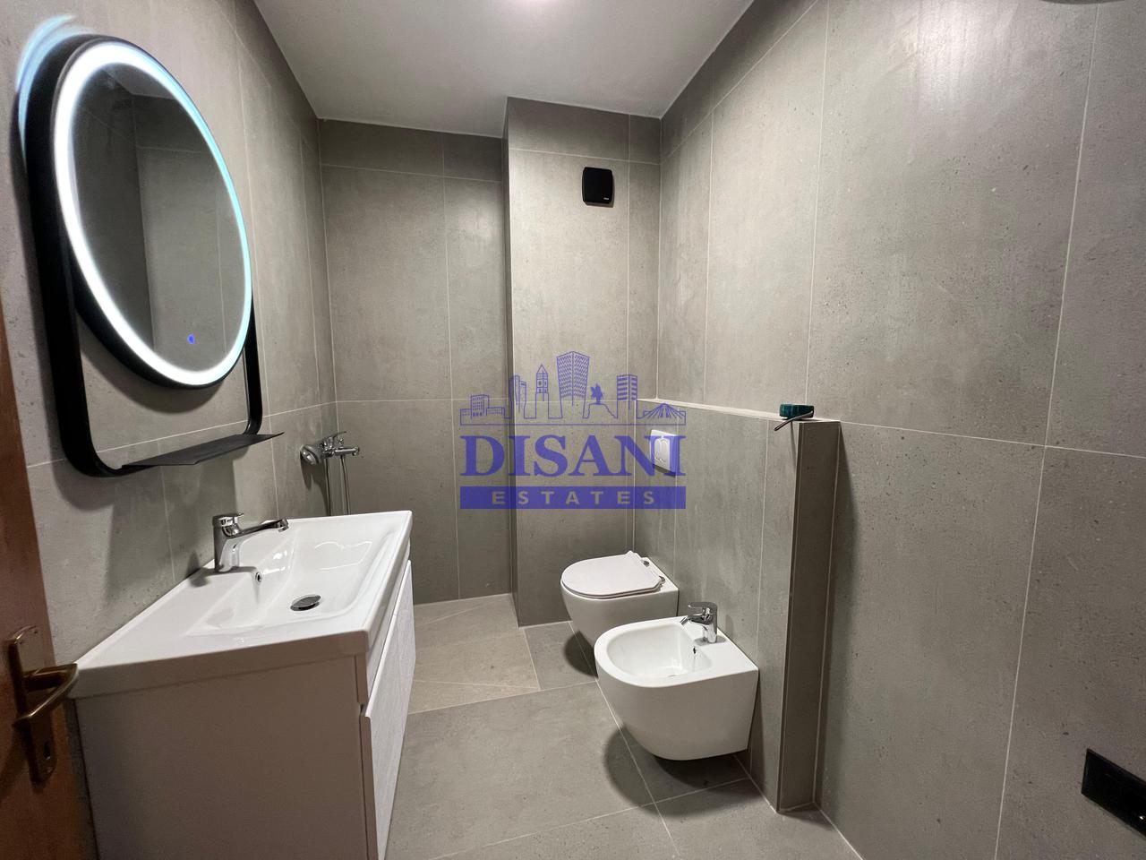 OFFICE FOR RENT IN THE PARIS MUNICIPALITY!