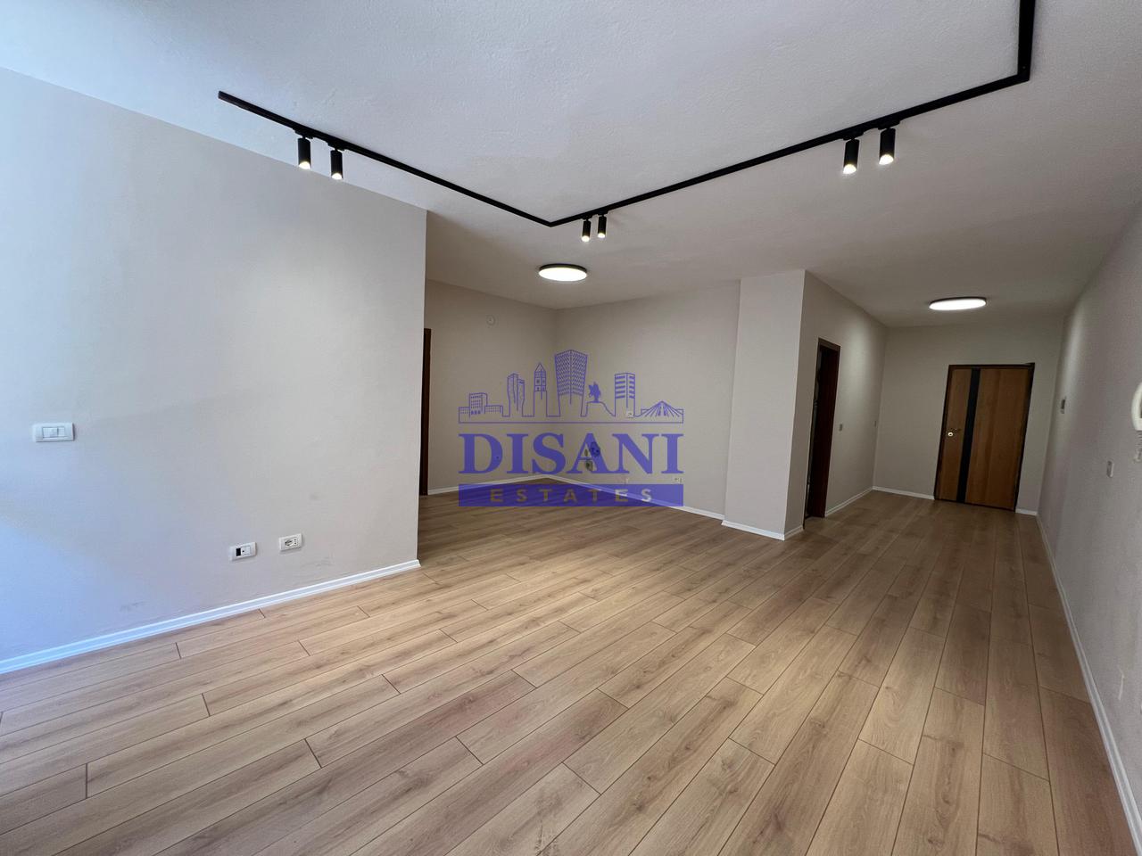 OFFICE FOR RENT IN THE PARIS MUNICIPALITY!