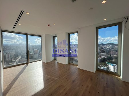 AMBIENT PER ZYRE ME QERA TEK DOWNTOWN ONE!