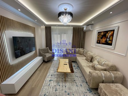 APPARTAMENTO 2+1+POSTO AUTO IN AFFITTO VICINO AL LAGO ASCIUTTO!