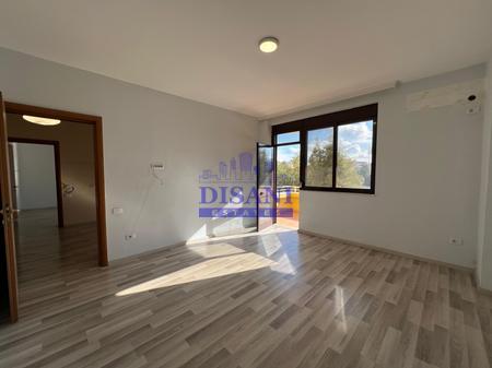 ZYRE 110 M2 PER QIRA TEK STADIUMI DINAMO!