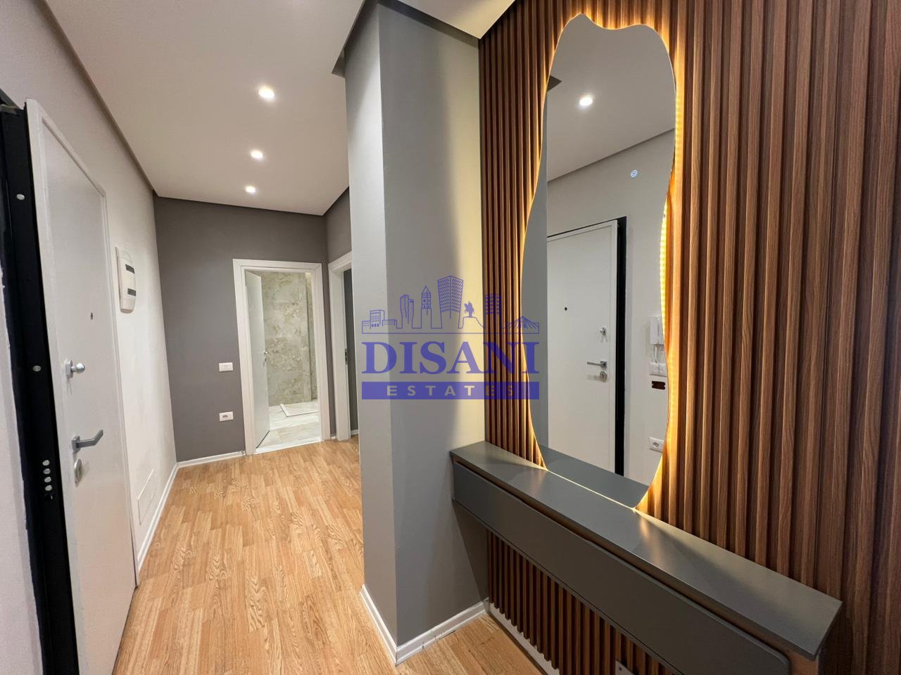 FOR RENT 2+1 APARTMENT NEAR THE CENTER!