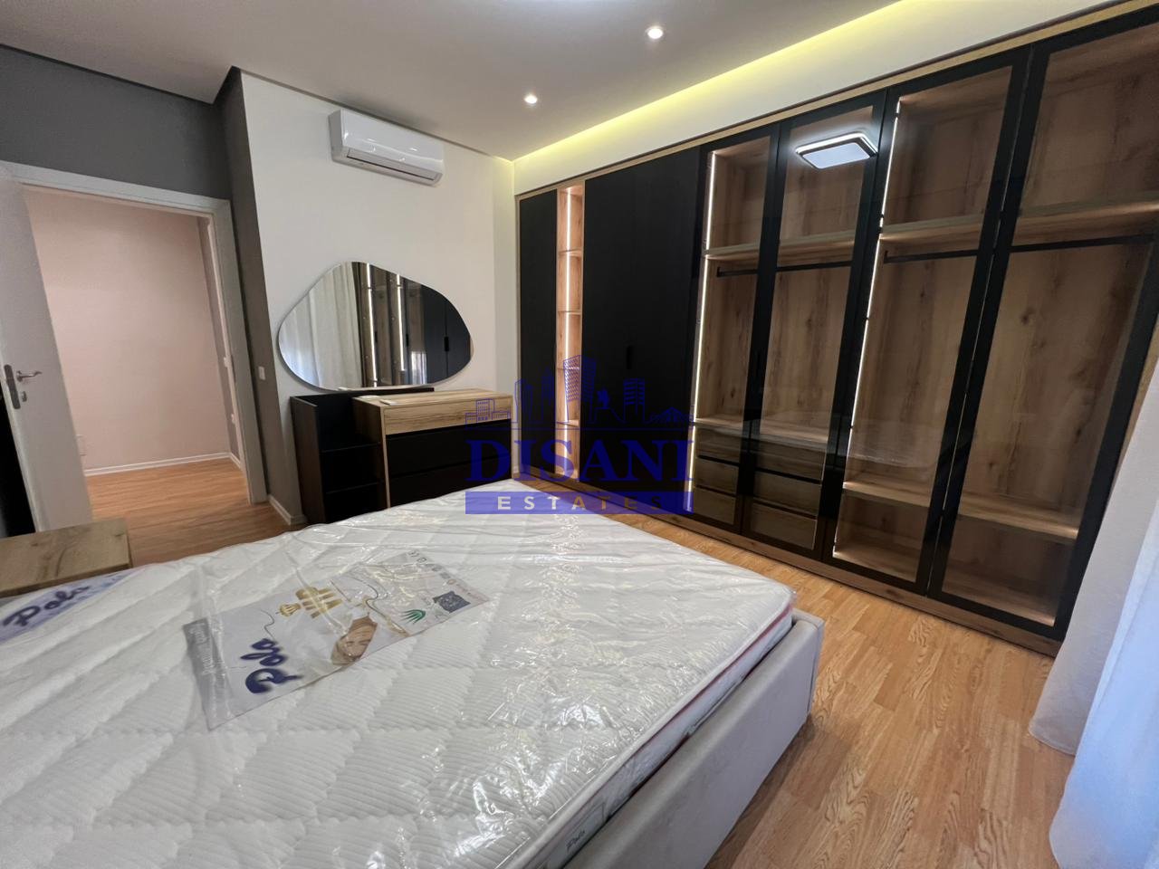 FOR RENT 2+1 APARTMENT NEAR THE CENTER!