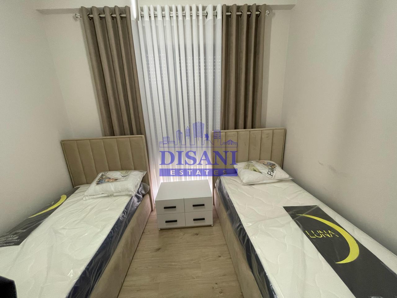 APPARTAMENTO 2+1+2 CON POSTO AUTO IN AFFITTO IN VIA DELLE BARRICATE!