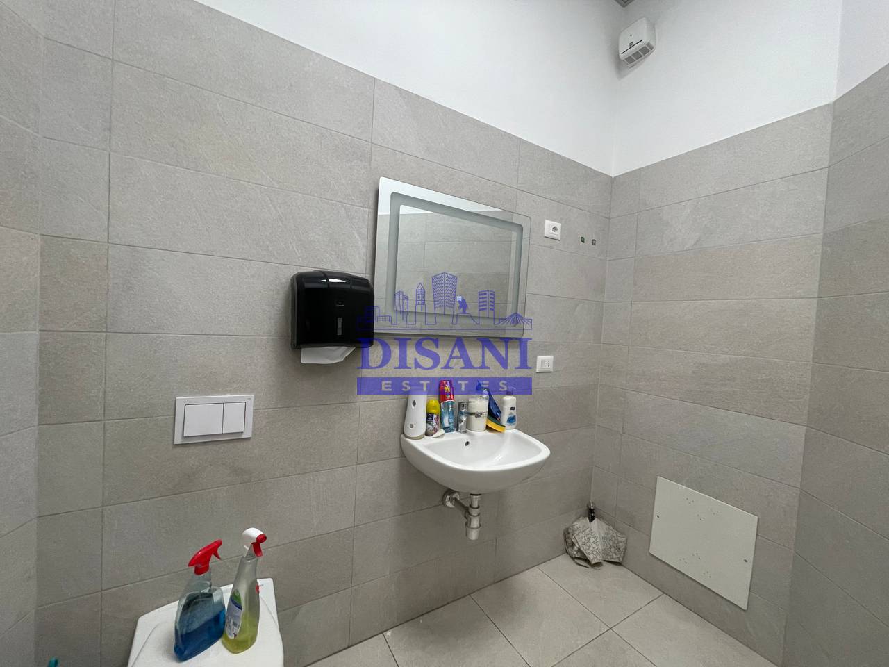 OFFICE FOR RENT AT ARLIS COMPLEX, PHARMACY 10!