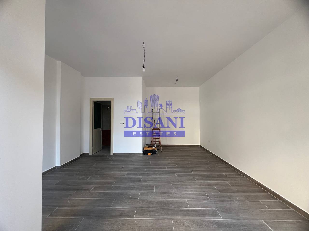 Locale commerciale in affitto nella zona dello Stadio Dinamo.