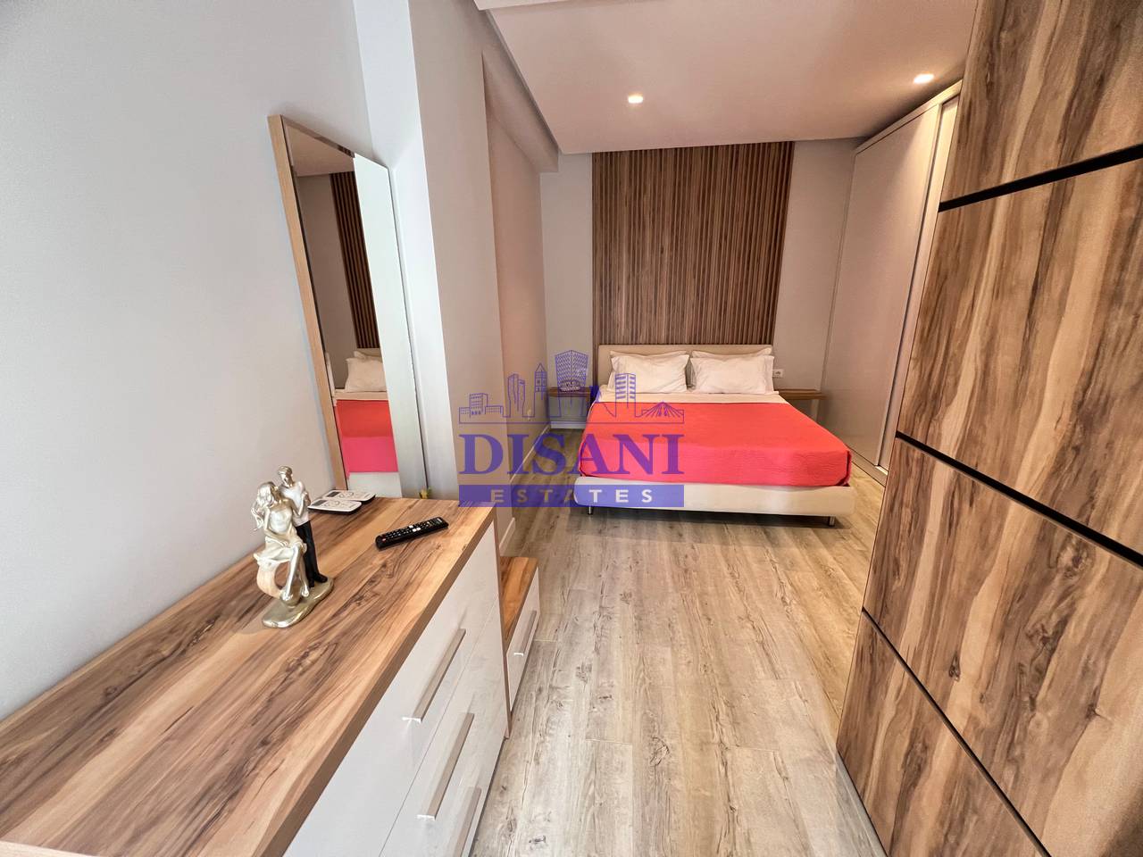 APARTAMENT 2+1 PER QERA TEK MATERNITETI I Ri !