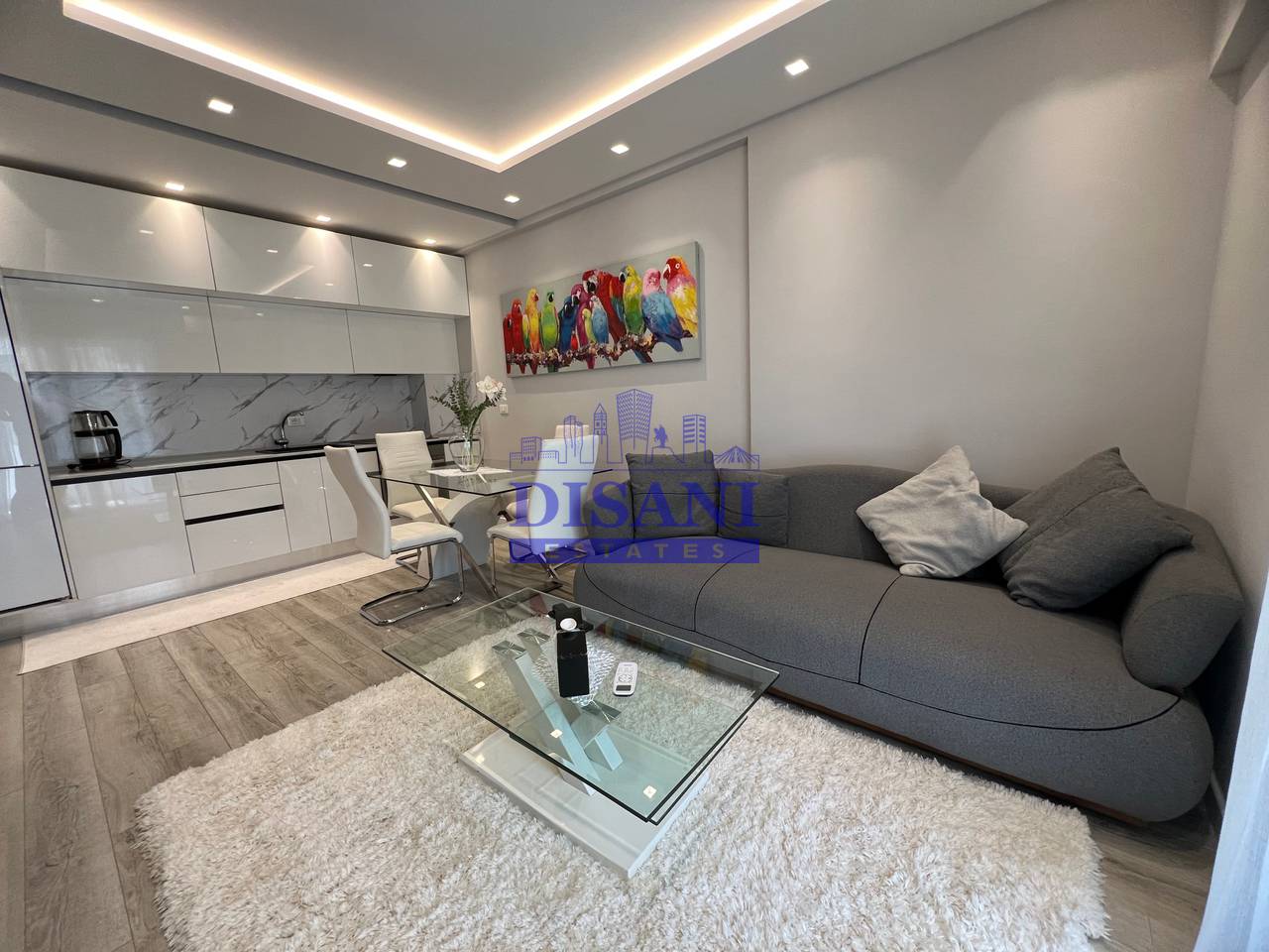 APARTAMENT 2+1 PER QERA TEK MATERNITETI I Ri !