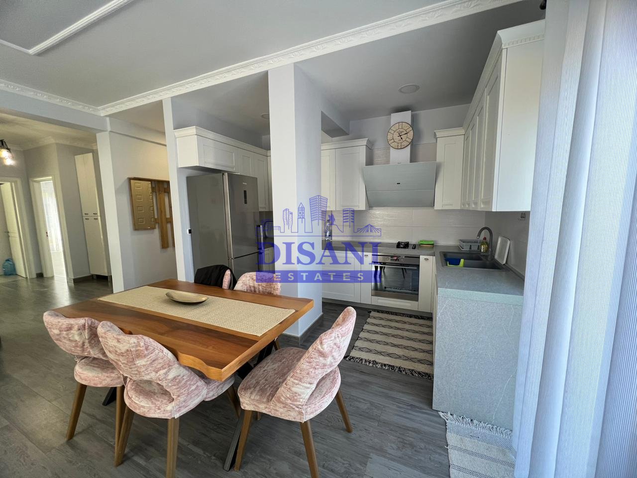 APARTAMENT 3+1+2 ME POST PARKIMI PER QERA TEK KOPSHTI ZOOLOGJIK!