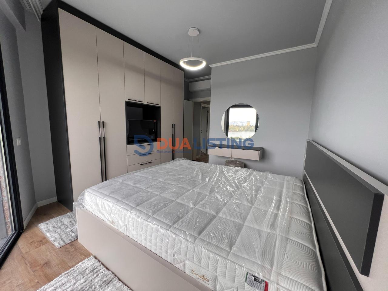 JEPET ME QIRA APARTAMENT 2+1+POSTPARKIMI LIQENI I THAT I PA BANUAR ME PARE