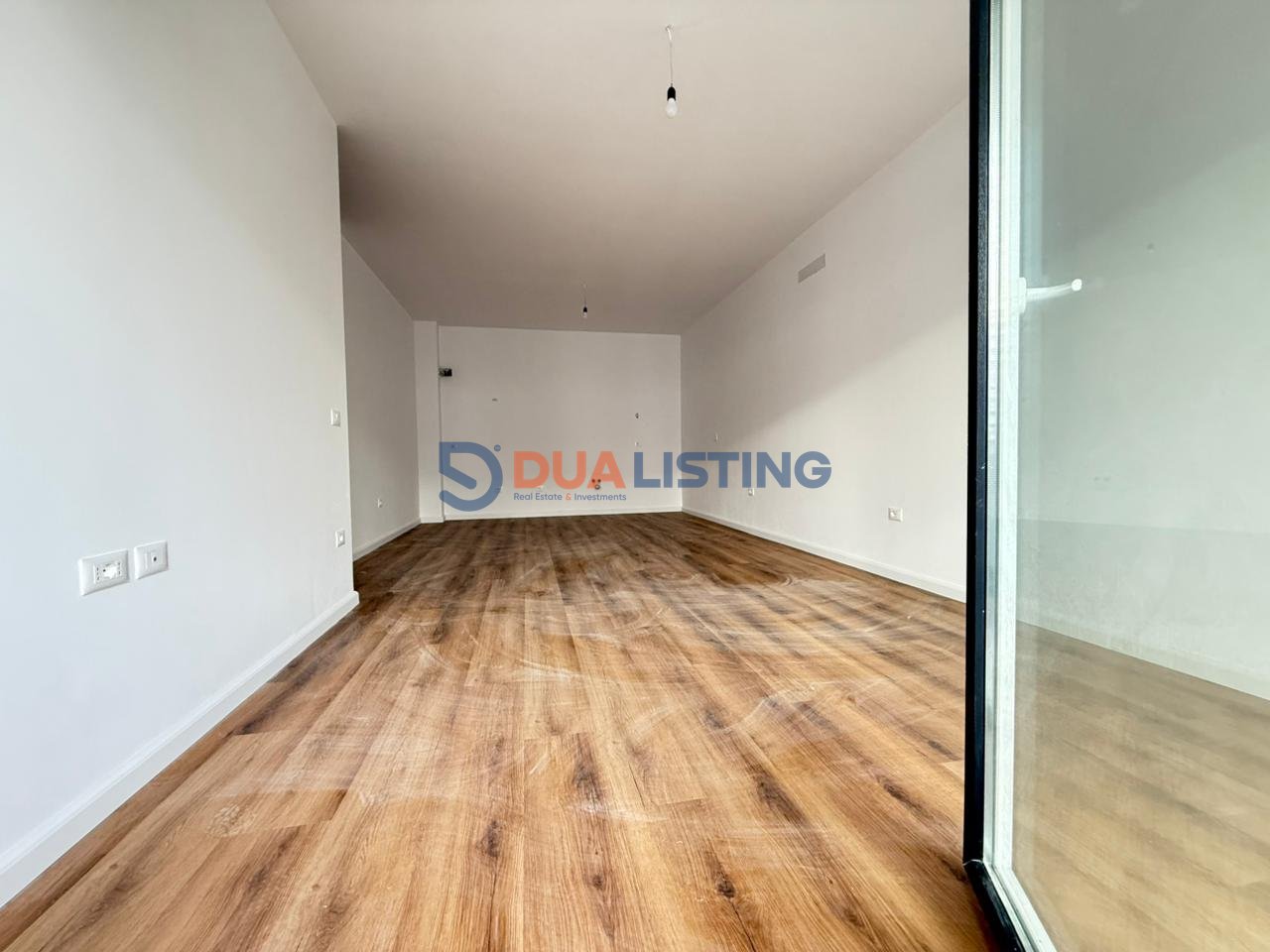 OKAZION! Shesim Apartament 3+1+2  në Diellon Apartments, Paskuqan!