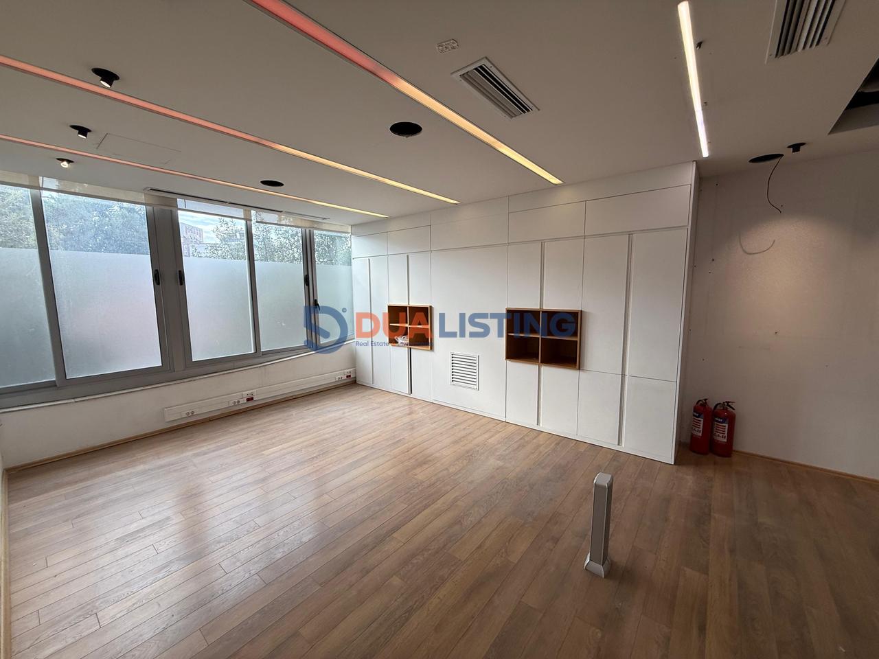 Business premises for rent 85 m², Elbasan Street, near the Mill!