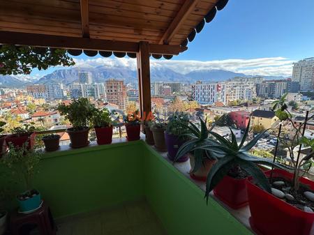 Jepet me qira apartament 2+1 te shkolla 
📍“Qazim Turdiu “ Don Bosko!