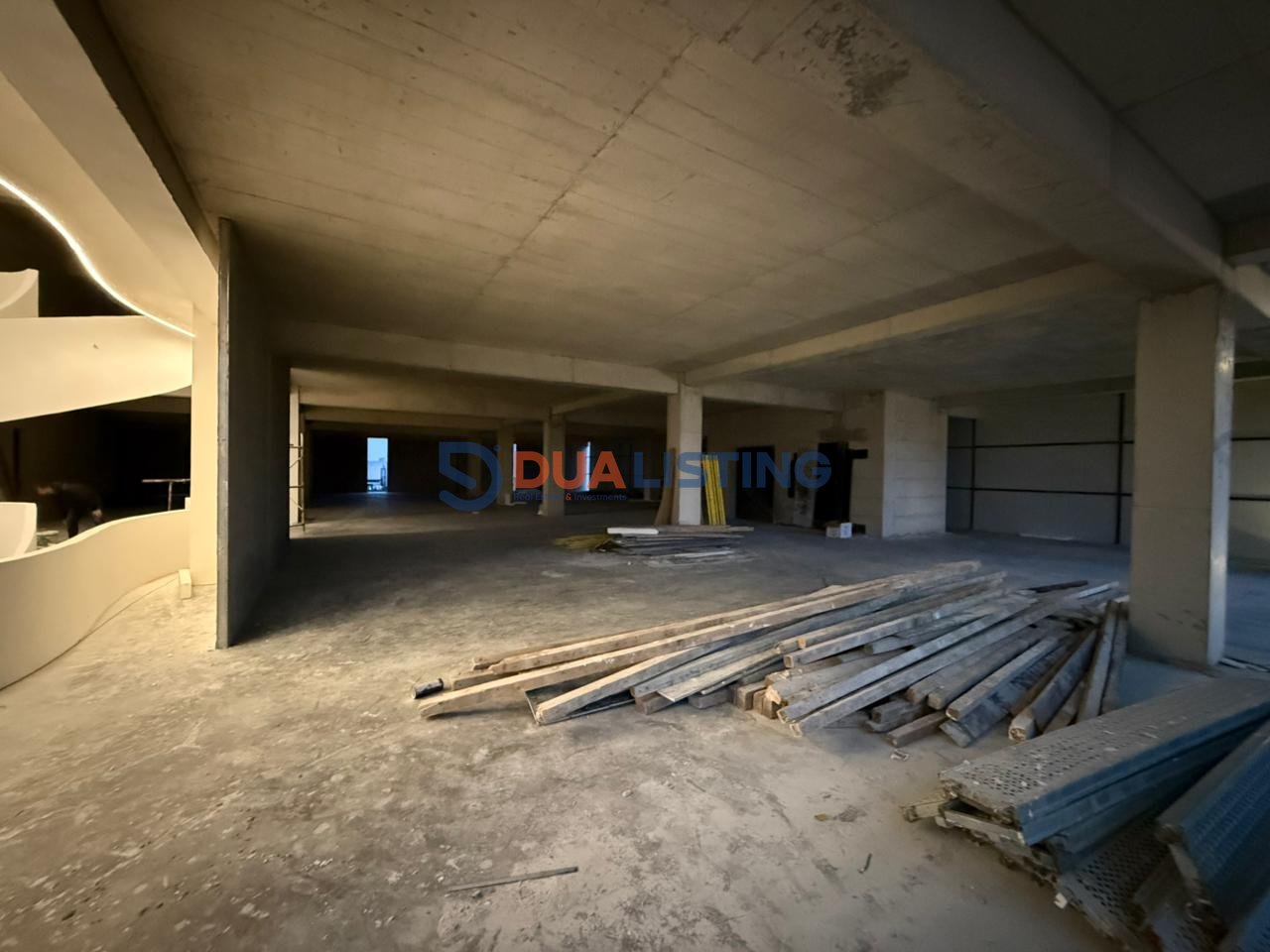 Affittiamo Ambienti per Business, Superfici Varie
📍 Vicino Casa Italia, Tirana