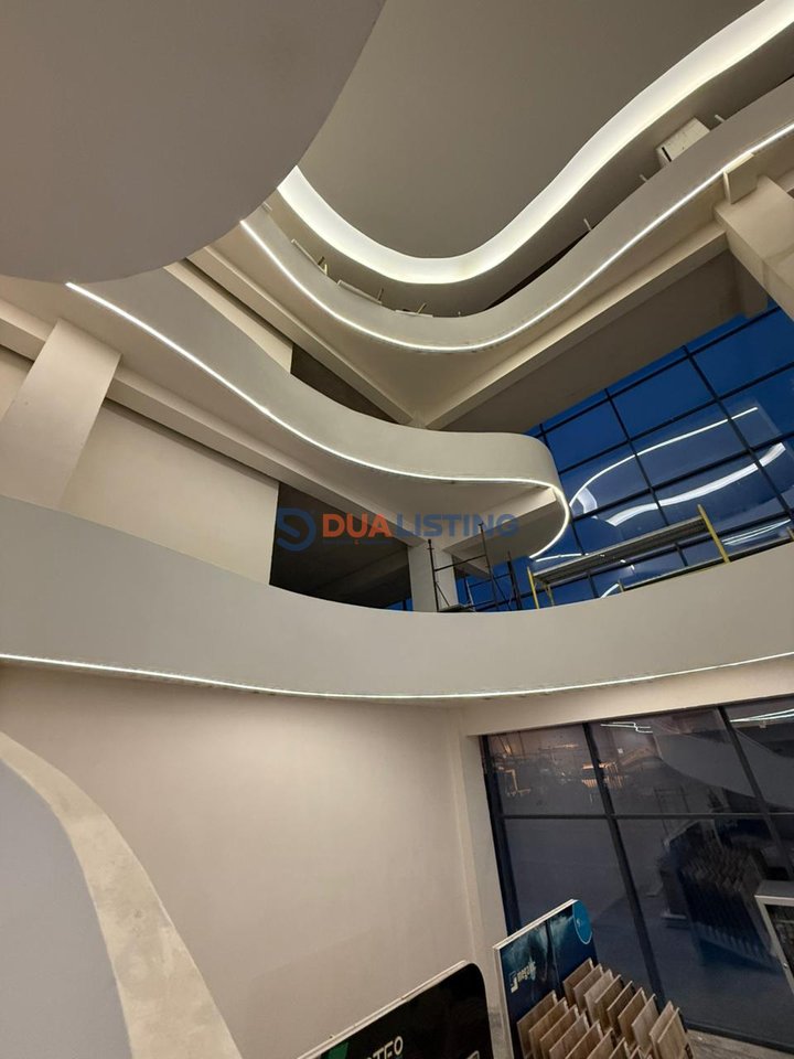 Affittiamo Ambienti per Business, Superfici Varie
📍 Vicino Casa Italia, Tirana