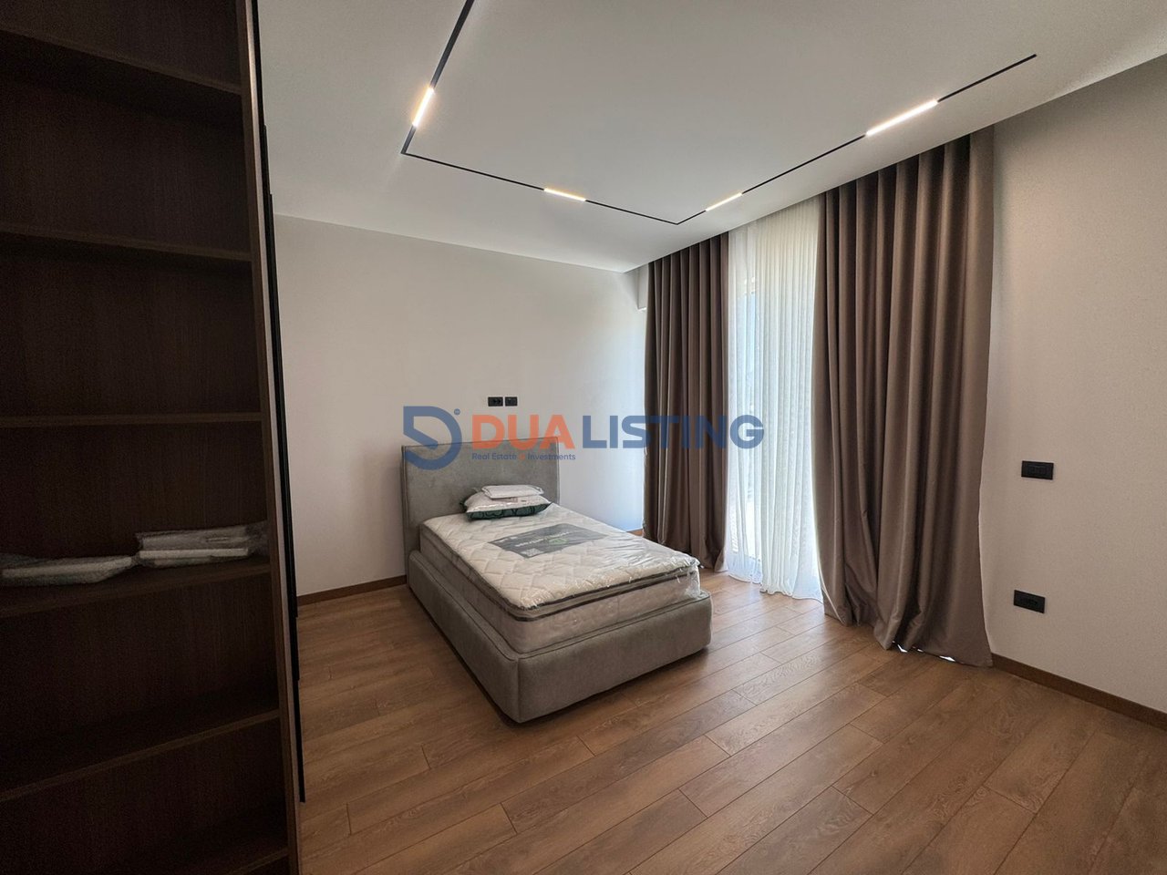 Japim me qira vile te bashkangjitur ne nje nga komplekset me prestigjoze tek Liqeni i Thate, Rezidenca Forest.