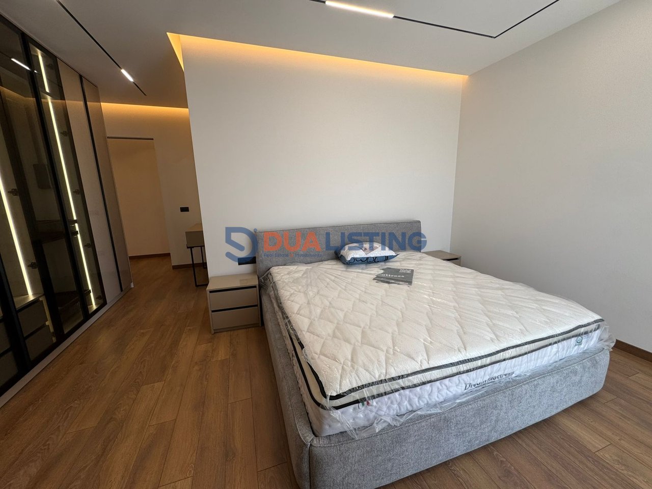 Japim me qira vile te bashkangjitur ne nje nga komplekset me prestigjoze tek Liqeni i Thate, Rezidenca Forest.