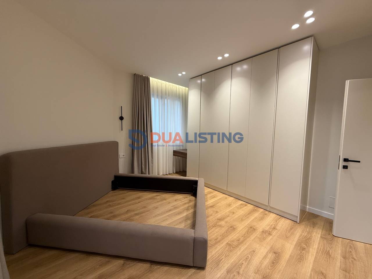 QIRA | APARTAMENT LUKSOZ 2+1+2 ME POST PARKIMI TEK GREEN VALLEY RESIDENCE!