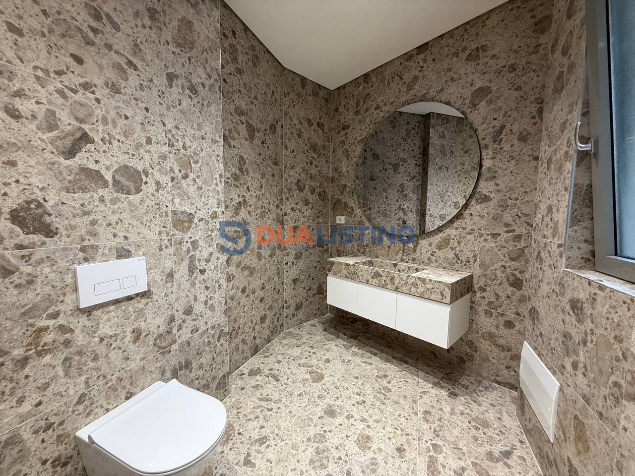 QIRA | APARTAMENT LUKSOZ 2+1+2 ME POST PARKIMI TEK GREEN VALLEY RESIDENCE!