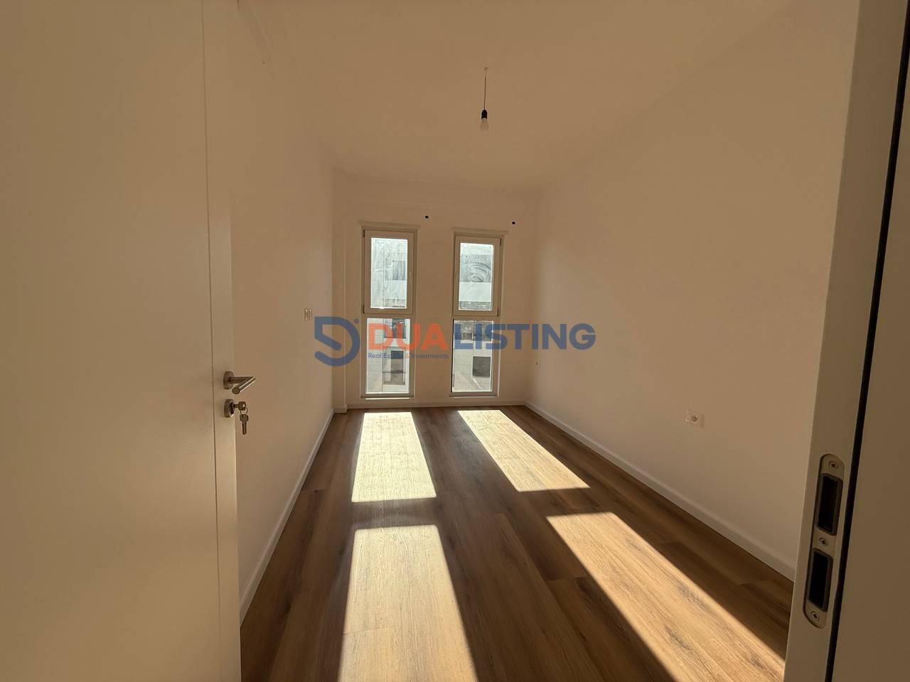 OKAZION! Shesim Apartament 3+1+2  në Diellon Apartments, Paskuqan!