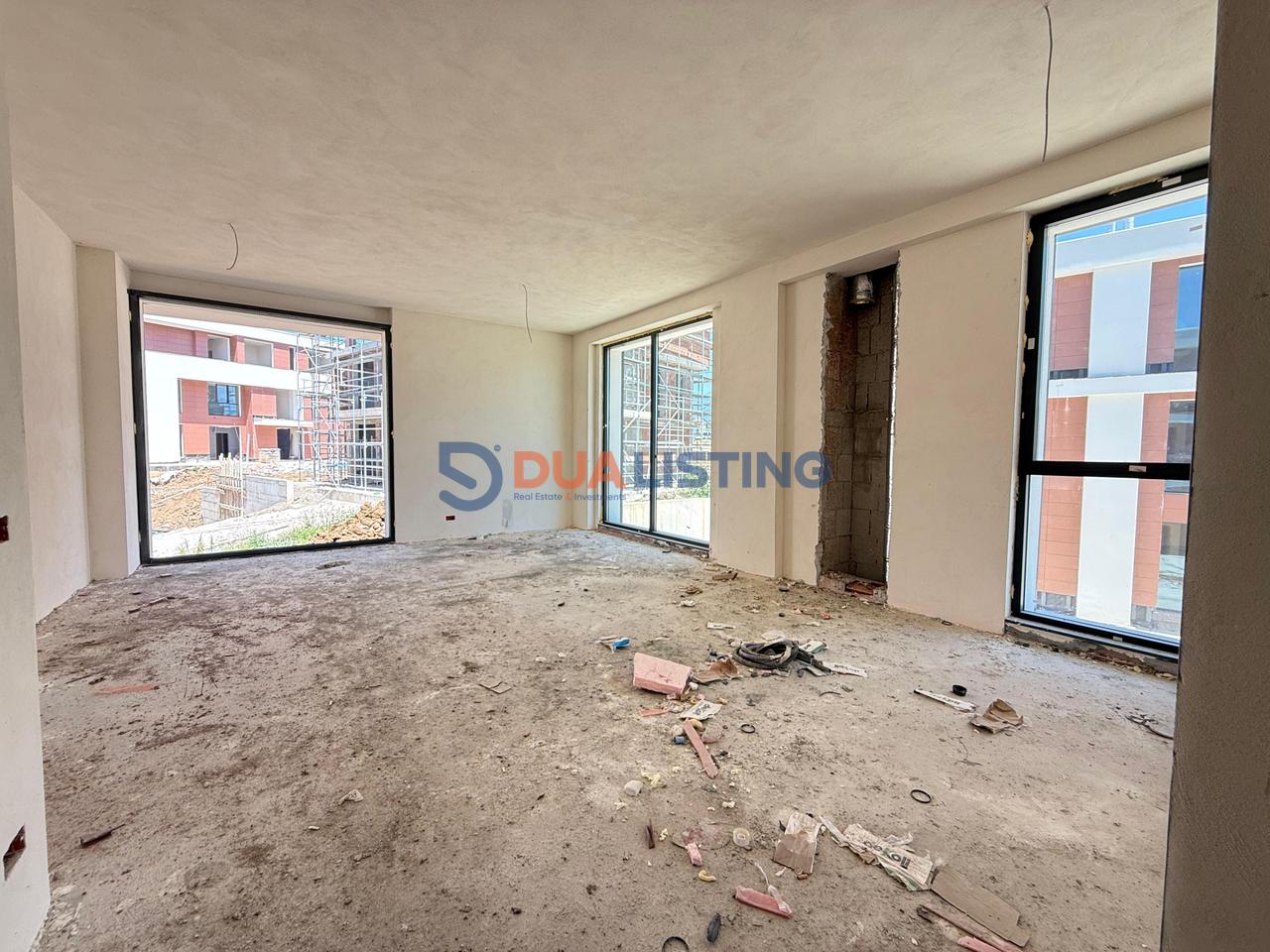 SHITET 2+1+2 ME OBORR DHE POST PARKIMI TEK TULIPAN REZIDENCE !