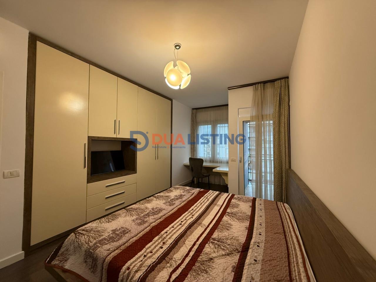 Shesim, Apartament 2+1+2 ne Astir prane Rrethit!