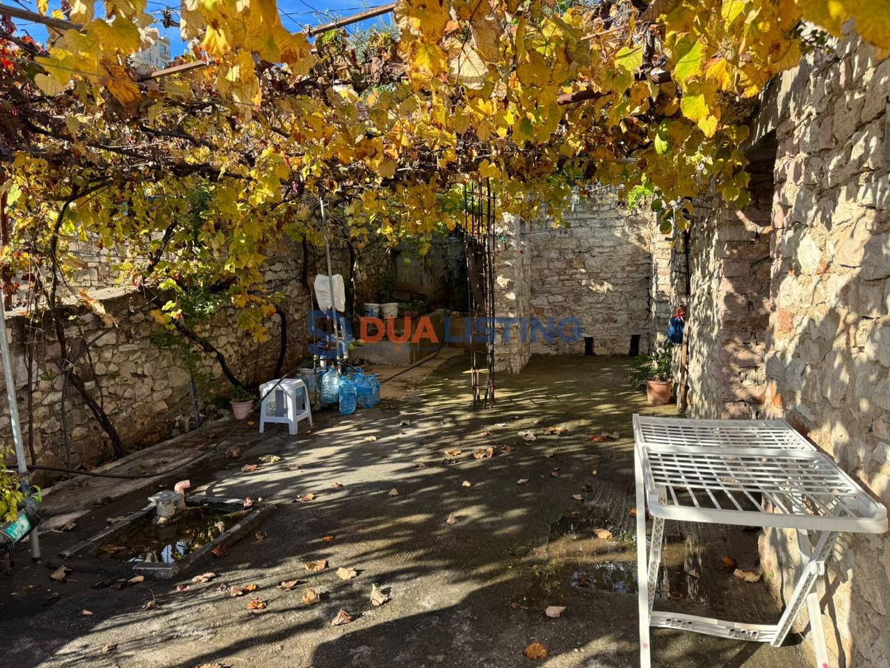 Sarande, Shtepi 2 Kateshe per Shitje!!