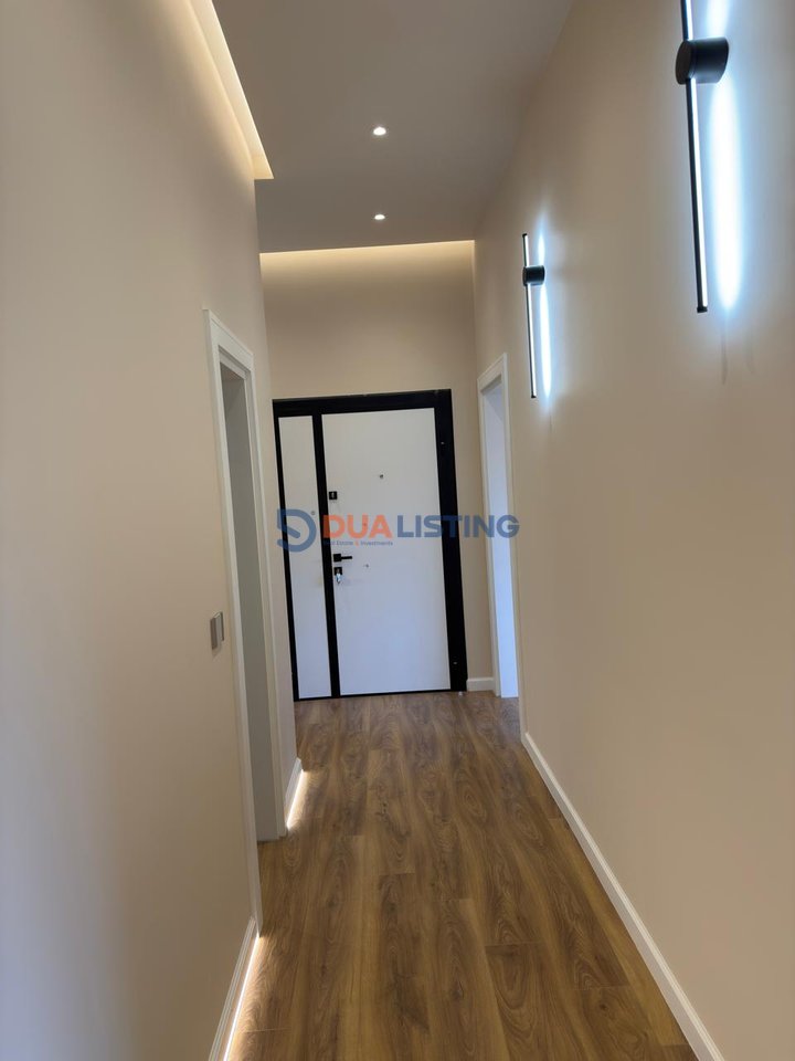 Jepet Ambient me Qira me Siperfaqe 170m2 tek Vilat Gjermane !!