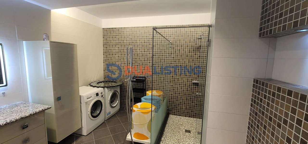 Apartament 3+1+2 Me Qira tek NOBIS, Liqeni i Tiranës!