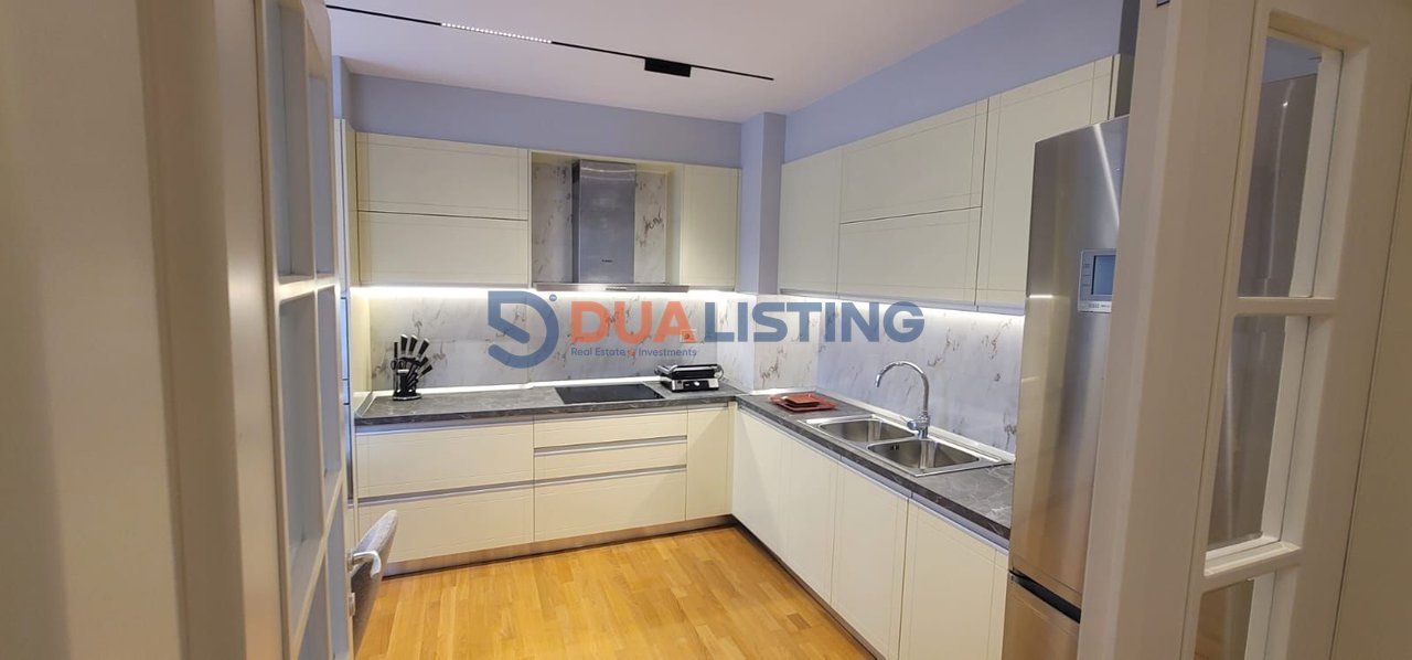 Apartament 3+1+2 Me Qira tek NOBIS, Liqeni i Tiranës!