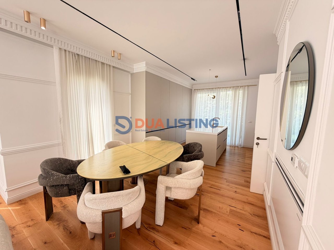 JEPET VILE ME PISHINE ME QIRA TEK ELYSIUM RESIDENCE !