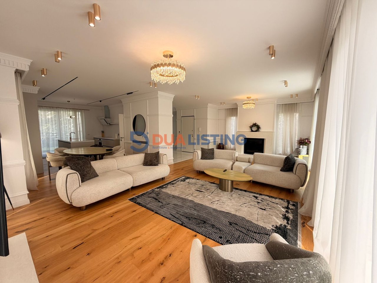 JEPET VILE ME PISHINE ME QIRA TEK ELYSIUM RESIDENCE !