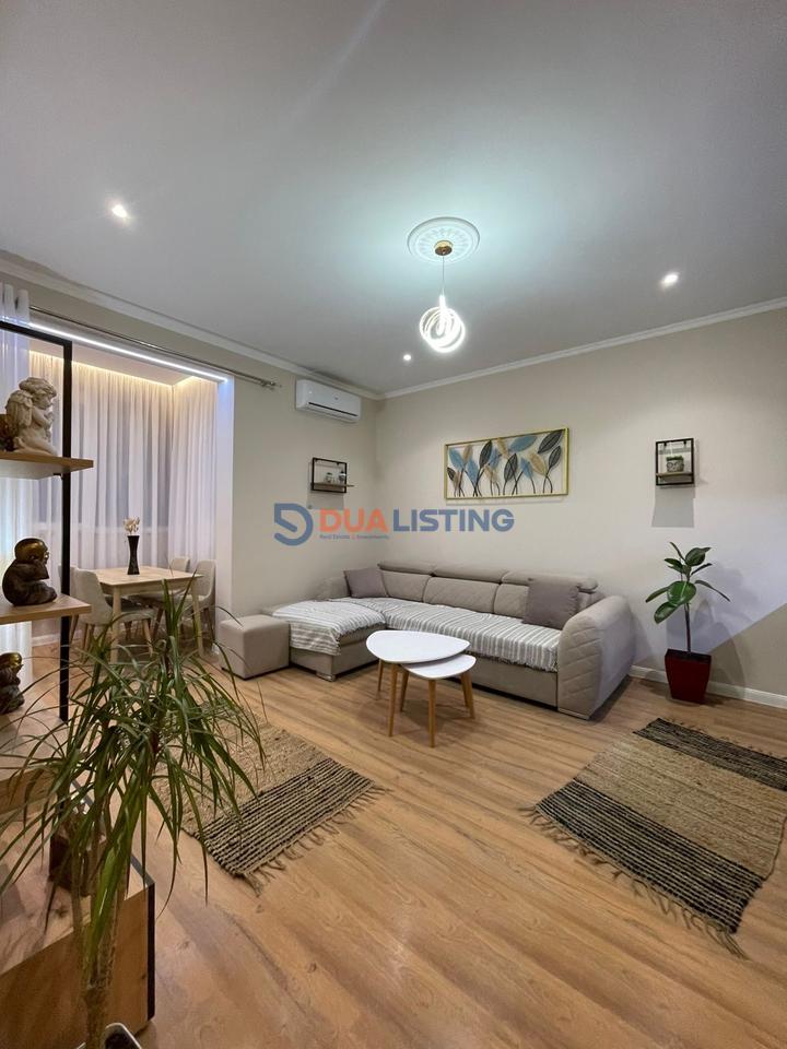 Qira, Apartament modern 1+1 perballe Delijorgjit!