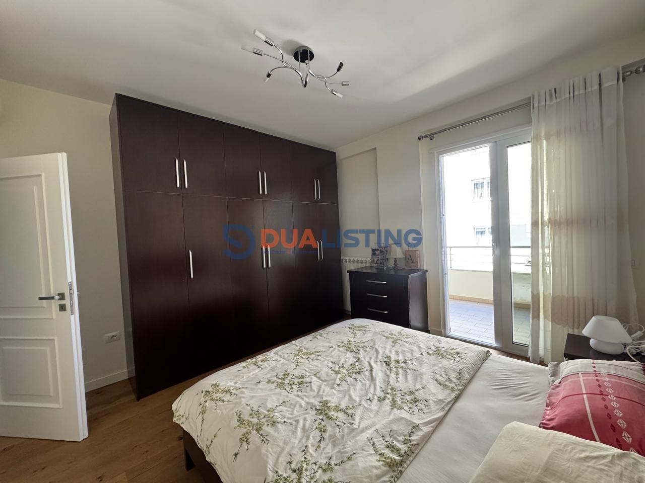 Shesim Apartament 2+1 me Verande në Kinostudio!