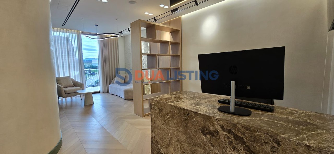 Ambient Luksoz për Qira – Ideal për Klinikë / Zyra Elite
📍 Rruga Kosovareve, Rezidenca Altana