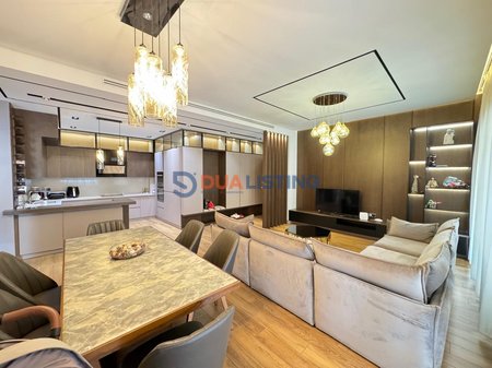 APARTAMENT LUKSOZ 2+1+2 TE KOMPLEKSI DELIJORGJI!