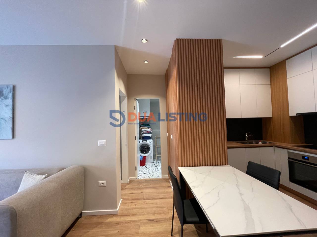 Affittiamo appartamento 1+1 vicino al Lago Secco, vicino al Radisson!