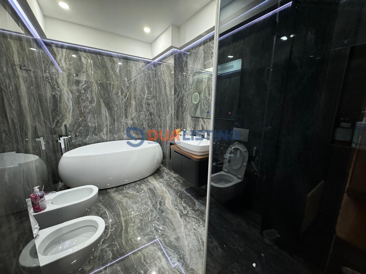 APARTAMENT LUKSOZ 2+1+2 TE KOMPLEKSI DELIJORGJI!