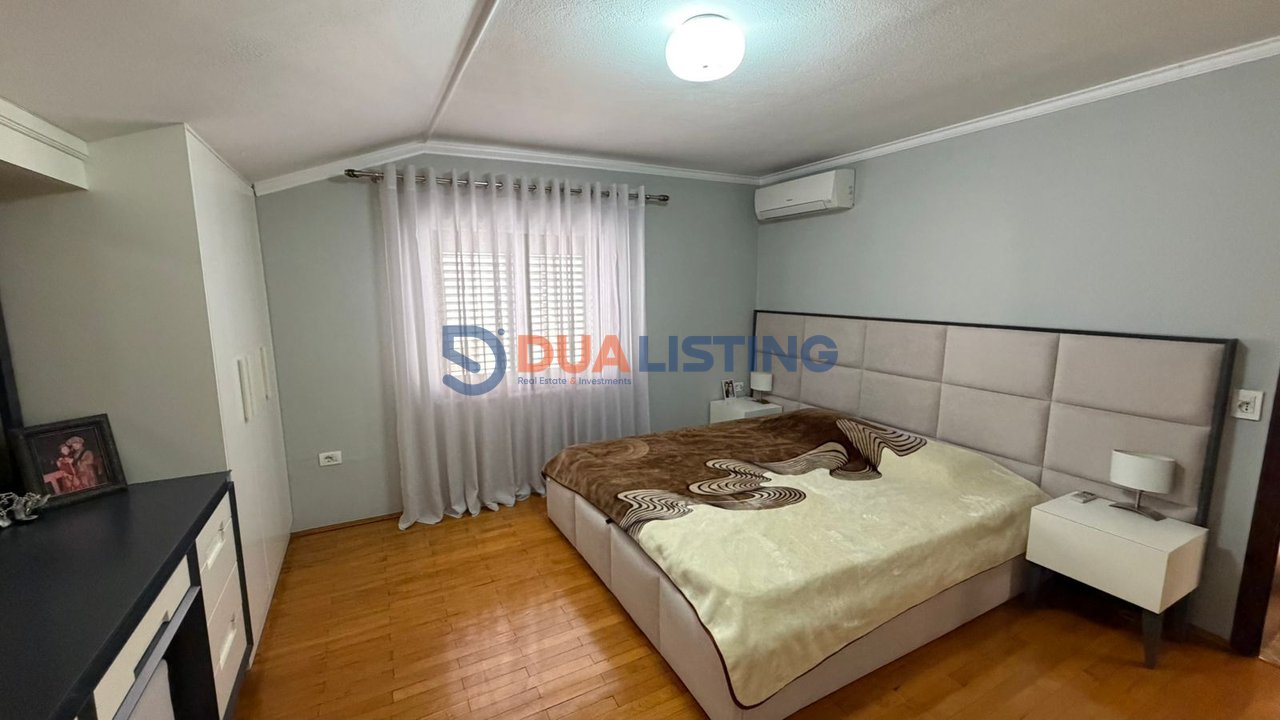 Vendesi villa su tre piani, Don Bosko