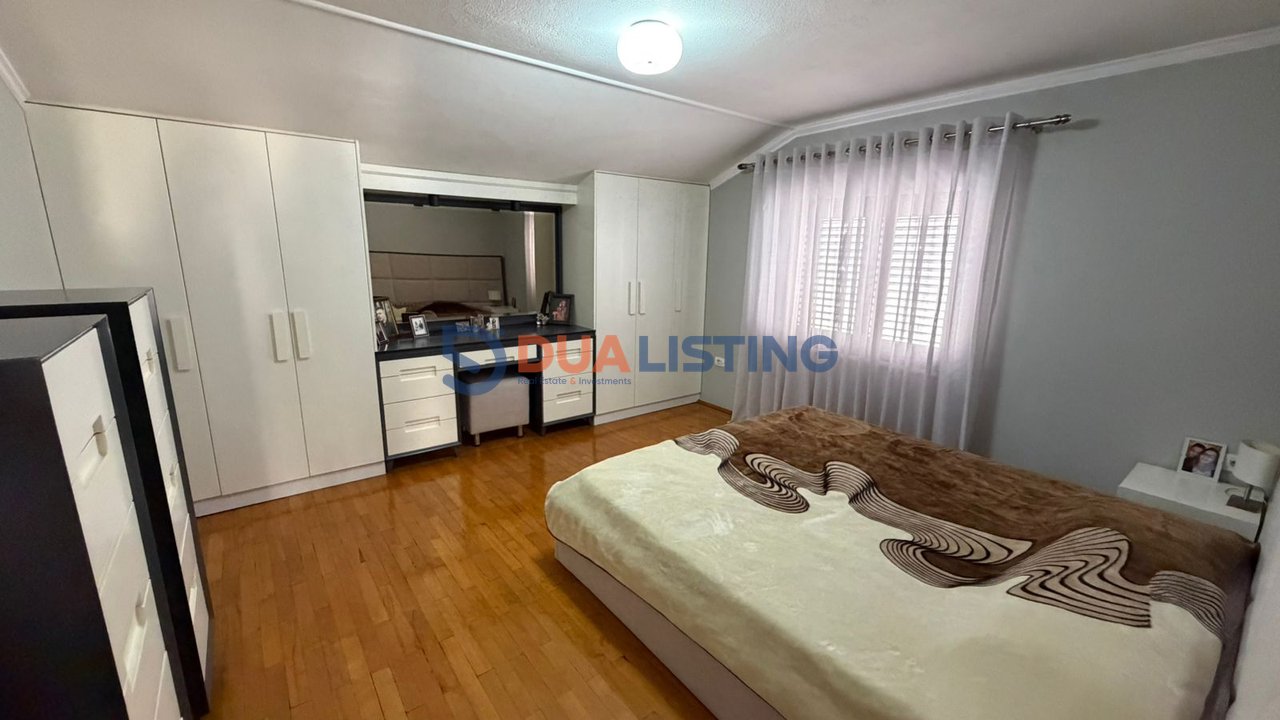 Vendesi villa su tre piani, Don Bosko