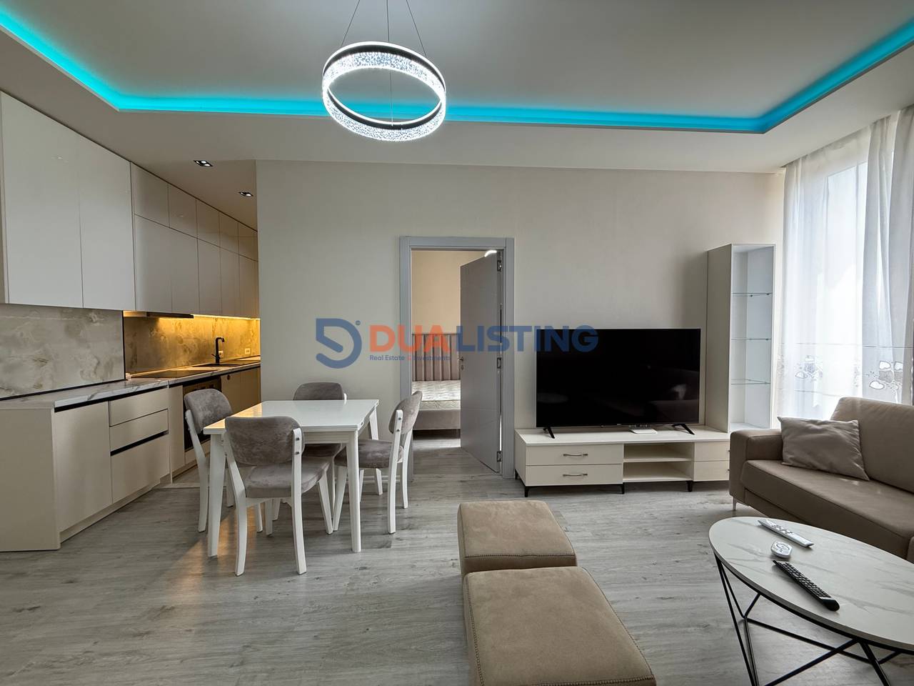 For rent modern 1+1 apartment, 4 Deshmoret Street!