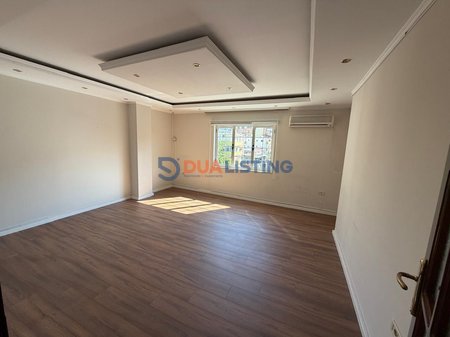 Ofrojme zyre me qira tek Sheshi Willson!